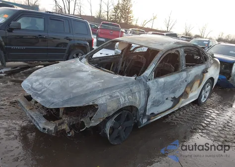 2013 Volkswagen Passat 2.5L Se из США, поврежденный, VIN 1VWBP7A39DC056557